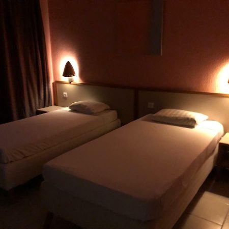 Saint-Paul-lès-Dax Hotel De L'Ocean المظهر الخارجي الصورة